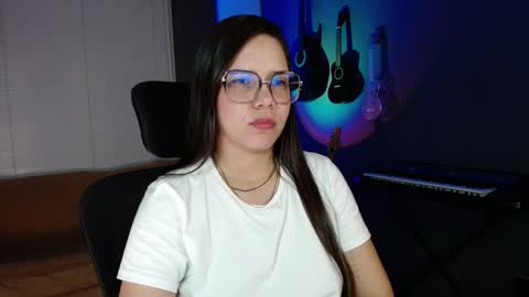 Kay online show from December 2024 06:29:01 AM