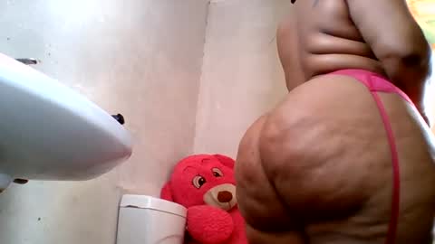 kay_yarms online show from July 2026 11:45:01 AM