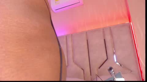 Susan online show from November 2025 02:06:02 PM