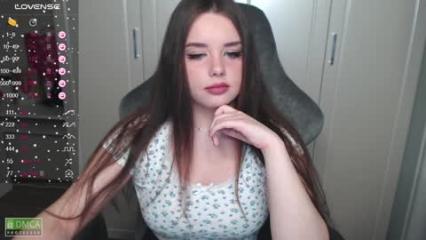 Snapshot of kayacherry chatting on December 2024 08:47:02 PM Alice online show from December 2024 08:47:02 PM