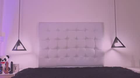 Cattleya stone online show from February 2025 05:19:02 AM