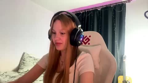 Amia online show from April 2026 07:58:02 PM