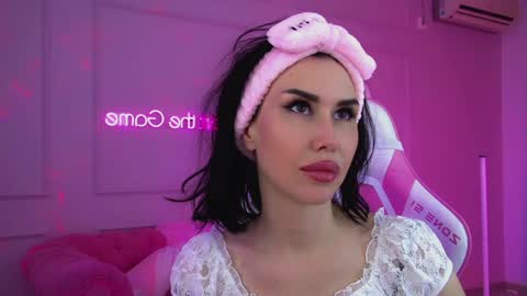 Snapshot of kaylamous chatting on April 2026 05:30:01 PM Kayla online show from April 2026 05:30:01 PM