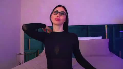 Kayla online show from July 2026 06:26:01 PM
