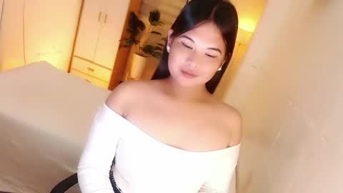 Y O U R        F U T U R E       K A Y L E E  online show from October 2025 08:38:01 AM