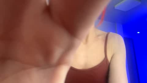 Snapshot of kayleerider32 chatting on September 2025 06:23:02 PM kayleerider32 online show from September 2025 06:23:02 PM