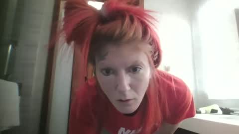 Snapshot of kayleerider32 chatting on December 2025 01:00:02 AM kayleerider32 online show from December 2025 01:00:02 AM