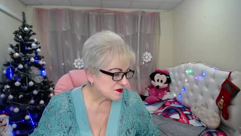 kaylesmoll online show from January 2025 05:34:01 AM
