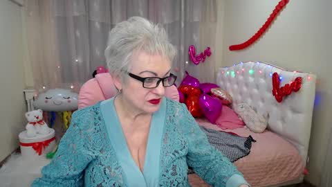 kaylesmoll online show from February 2025 01:41:02 AM