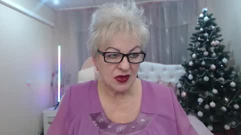 kaylesmoll online show from January 2026 08:44:01 PM