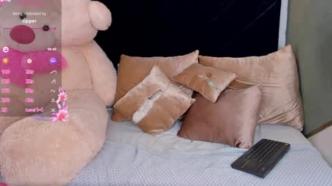 Snapshot of kaylin_jann chatting on December 2024 05:51:01 PM Kaylin Jann online show from December 2024 05:51:01 PM