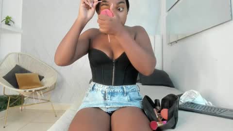 Snapshot of kayna_gomez chatting on May 2026 07:30:01 PM Kayna online show from May 2026 07:30:01 PM