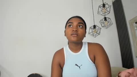 Snapshot of kayna_gomez chatting on May 2026 07:10:02 PM Kayna online show from May 2026 07:10:02 PM