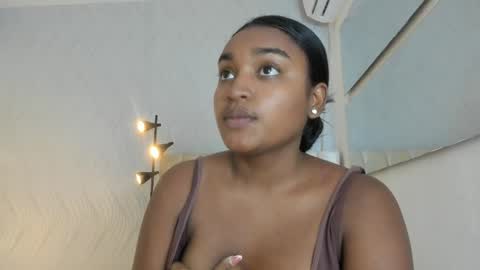 Snapshot of kayna_gomez chatting on June 2026 07:05:01 PM Kayna online show from June 2026 07:05:01 PM