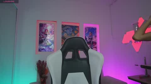 Kayra online show from November 2025 12:05:02 PM