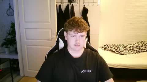 Aatu online show from November 2025 08:58:02 AM