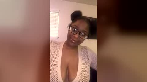 kaywest1030 online show from July 2026 11:52:02 PM