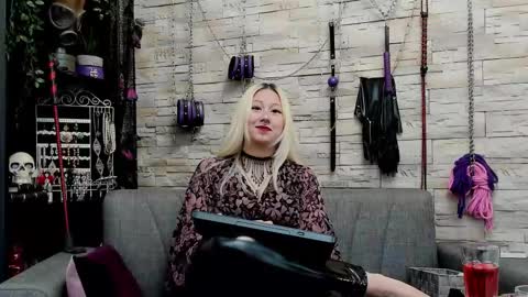 Snapshot of kaziaswart chatting on November 2025 10:20:02 PM Miss Kazia online show from November 2025 10:20:02 PM