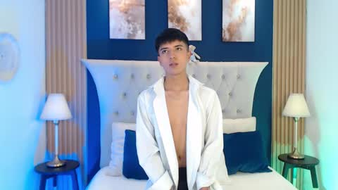 Snapshot of keen_nico chatting on March 2026 01:02:01 PM nico online show from March 2026 01:02:01 PM