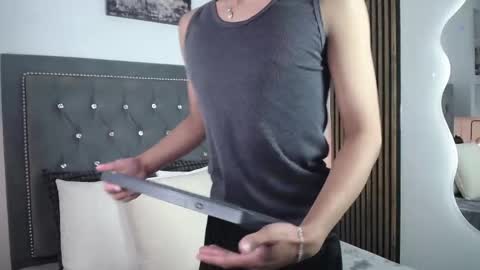 nico online show from March 2026 12:12:02 PM