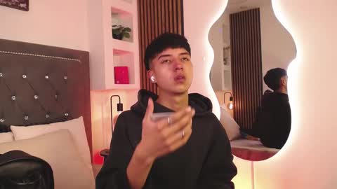 nico online show from March 2026 12:41:02 PM