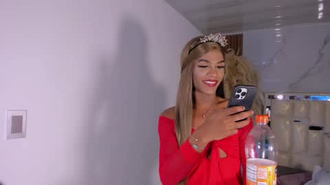 Snapshot of keila_mendoza chatting on March 2026 05:57:02 AM Keila online show from March 2026 05:57:02 AM