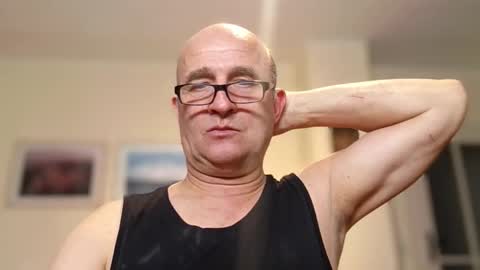 keilie1 online show from February 2026 10:20:02 PM