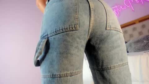 Keily online show from March 2026 11:27:01 AM