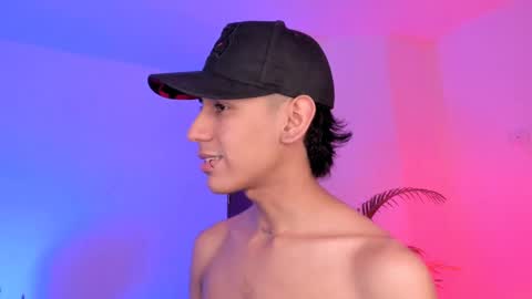 Snapshot of keiner_smith chatting on November 2025 07:24:02 PM Alejandro Gonzalez online show from November 2025 07:24:02 PM