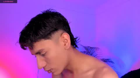 Snapshot of keiner_smith chatting on December 2025 03:26:02 AM Alejandro Gonzalez online show from December 2025 03:26:02 AM