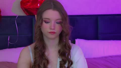 Keira online show from February 2026 06:21:02 AM