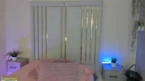 keirahartz online show from April 2026 12:10:01 PM