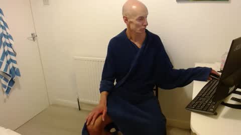 Snapshot of keithc440 chatting on November 2025 07:46:02 PM Keith online show from November 2025 07:46:02 PM