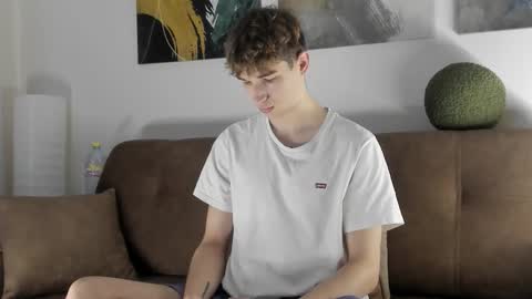 Mark online show from October 2025 01:34:01 PM