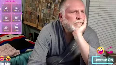 Snapshot of keithobrian chatting on December 2025 04:28:02 AM Keithobrian online show from December 2025 04:28:02 AM