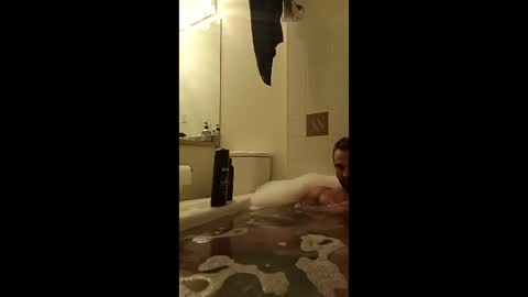 Snapshot of keithross1205 chatting on December 2025 08:41:02 AM clyde online show from December 2025 08:41:02 AM