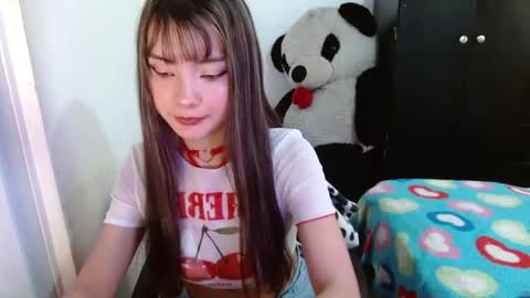 Snapshot of keity_russo03 chatting on April 2026 08:34:01 PM annie rosse16 online show from April 2026 08:34:01 PM