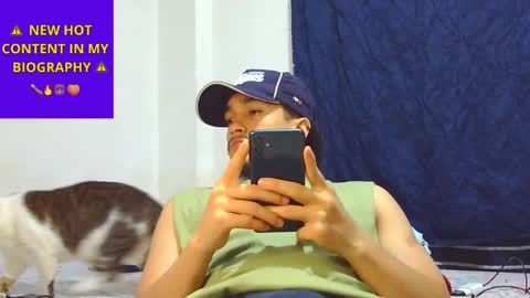 Snapshot of keivid_2303 chatting on January 2025 08:40:02 AM david online show from January 2025 08:40:02 AM