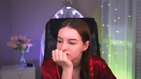 kelliebanshe online show from April 2026 04:45:02 AM