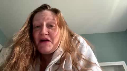 kellilyn10 online show from April 2026 06:16:01 PM
