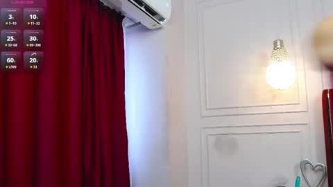 Snapshot of kelly_bliss chatting on November 2025 10:15:01 AM Kelly online show from November 2025 10:15:01 AM