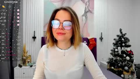 Snapshot of kelly_cuutie chatting on January 2025 01:31:02 AM Kelly online show from January 2025 01:31:02 AM