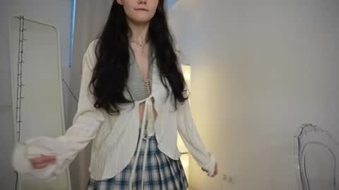 Snapshot of kelly_ember chatting on December 2024 10:37:01 AM KELLY online show from December 2024 10:37:01 AM