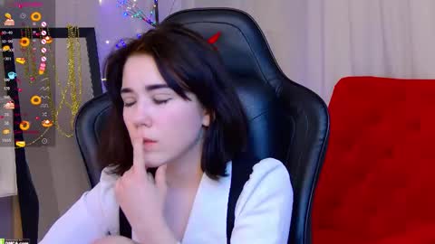 Kelly online show from December 2025 11:58:02 AM