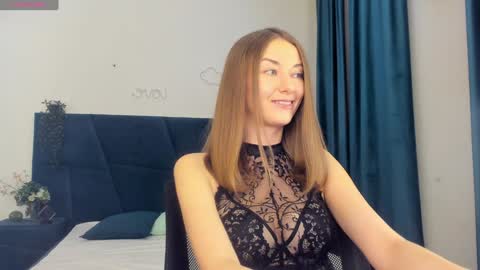 Snapshot of kelly_xo chatting on December 2024 02:04:01 PM Kelly XO online show from December 2024 02:04:01 PM