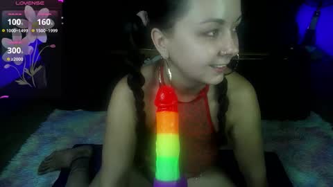 Kelly online show from September 2025 04:23:01 AM