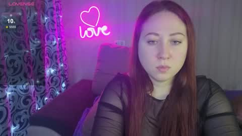 Snapshot of kellycrystall chatting on December 2025 08:43:01 AM kellycrystall online show from December 2025 08:43:01 AM