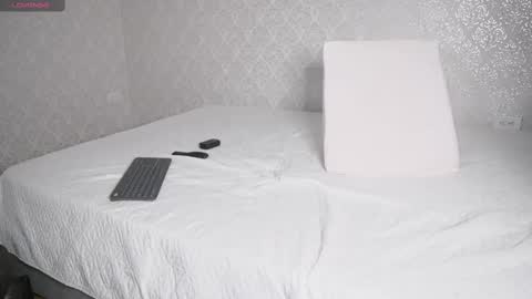 vanessa online show from September 2025 01:21:01 AM