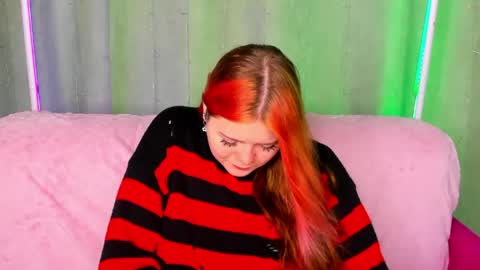 Snapshot of kellyfiery chatting on May 2026 02:09:02 AM Kellyfiery online show from May 2026 02:09:02 AM