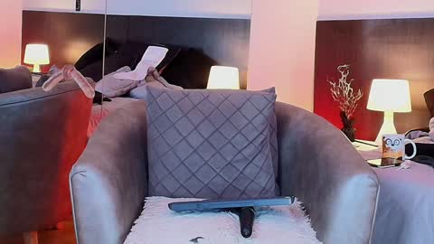 Snapshot of kellylust_ chatting on December 2024 02:27:02 AM Kelly online show from December 2024 02:27:02 AM